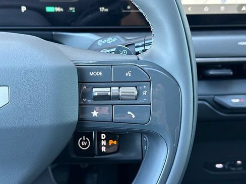 New 2026 Kia EV9 Wind AWD/4WD image 31
