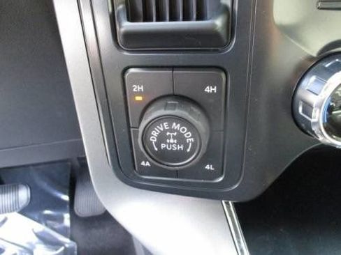 New 2025 Ford F150 Lariat w/ Equipment Group 501A Mid image 13