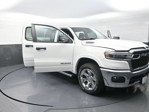New 2026 RAM 1500 Big Horn AWD/4WD image 32