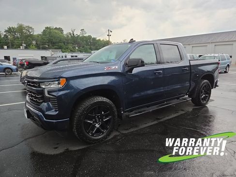 Used 2022 Chevrolet Silverado 1500 RST AWD/4WD image 3