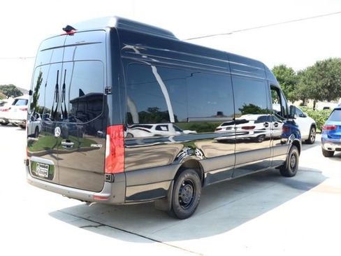 New 2025 Mercedes-Benz Sprinter 2500 image 2