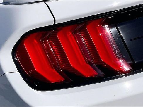 Used 2020 Ford Mustang GT Premium w/ Equipment Group 401A image 27