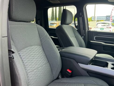 New 2026 RAM 3500 Big Horn AWD/4WD image 15