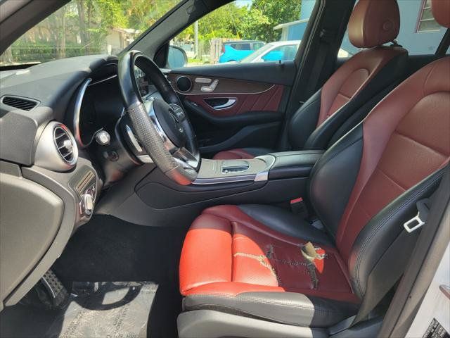 Used 2022 Mercedes-Benz GLC 300 4MATIC image 19