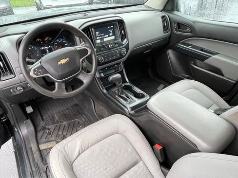 Used 2018 Chevrolet Colorado W/T w/ Custom Special Edition image 15
