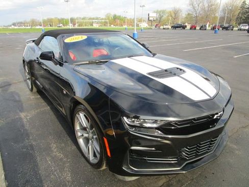 Used 2021 Chevrolet Camaro SS image 7