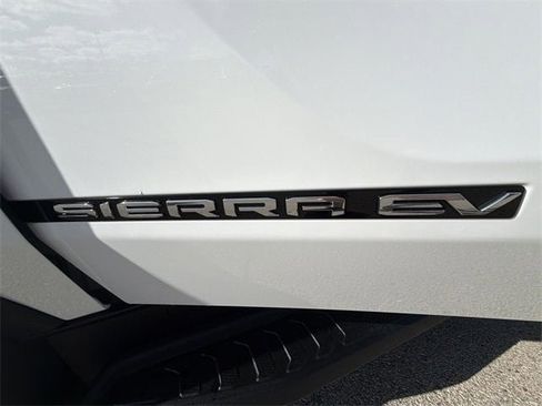 New 2026 GMC Sierra EV Elevation image 60