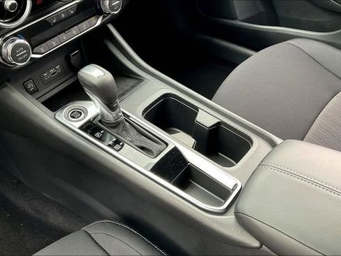 New 2025 Nissan Sentra SV w/ All-Weather Package image 9