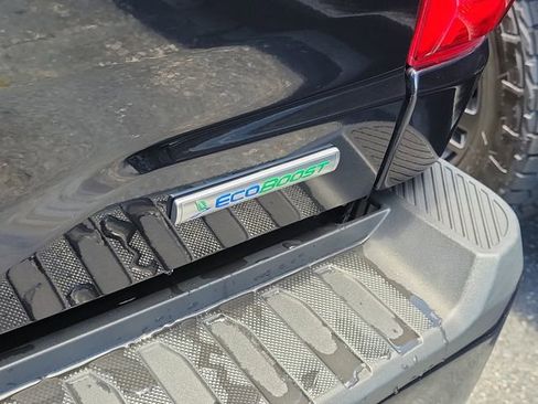 Used 2023 Ford F150 Lariat AWD/4WD image 6