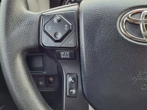 Used 2019 Toyota Tacoma SR w/ SR Convenience Package image 15