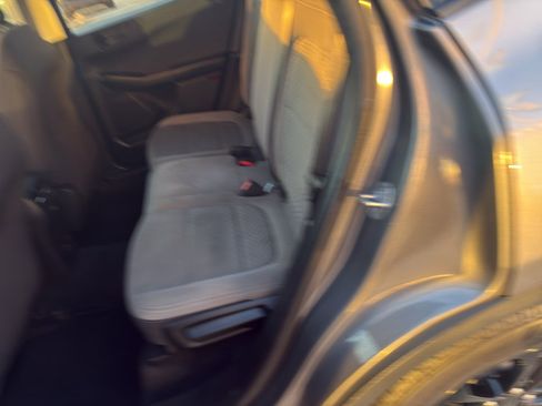 Used 2022 Ford Escape SE w/ Cold Weather Package image 12