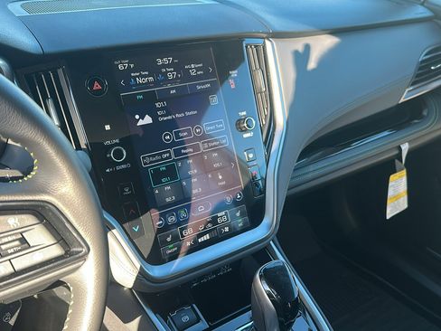 Certified 2025 Subaru Outback Onyx Edition XT w/ Popular Package #2 image 12