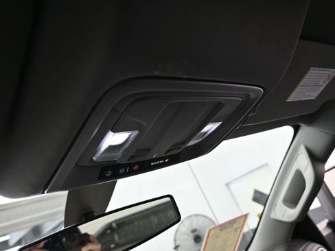 Used 2022 GMC Sierra 2500 SLE w/ SLE Convenience Package image 29