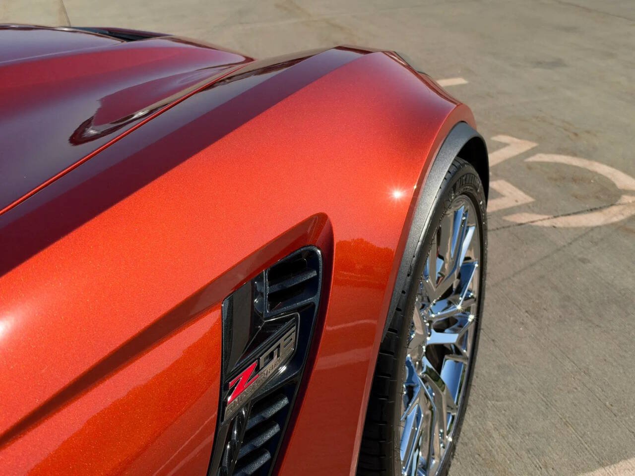 Used 2015 Chevrolet Corvette Z06 w/ 2LZ Preferred Equipment Group RWD image 38
