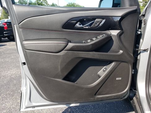 Used 2023 Chevrolet Traverse RS w/ LPO, Floor Liner Package FWD image 13