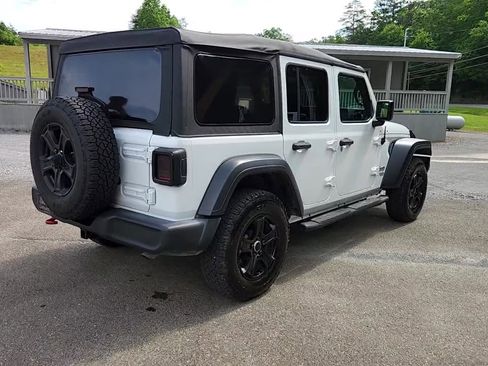 Used 2019 Jeep Wrangler Unlimited Sport S image 8