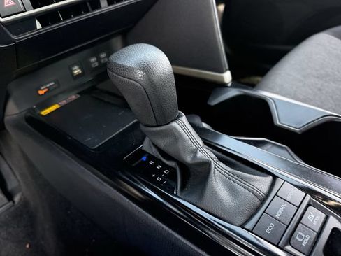 Used 2025 Toyota Camry LE FWD image 20