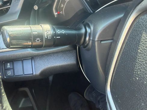 Used 2017 Honda Civic Sport image 23