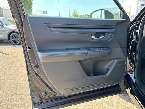 Used 2025 Honda CR-V LX image 16