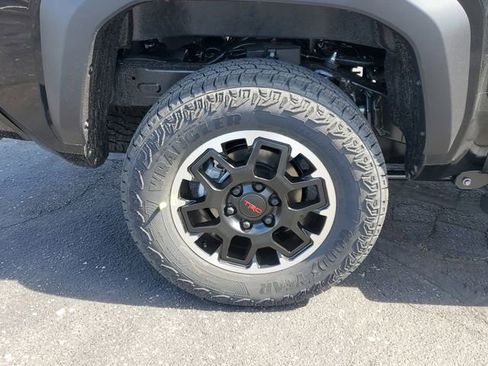 New 2026 Toyota Tacoma TRD Off-Road AWD/4WD image 5