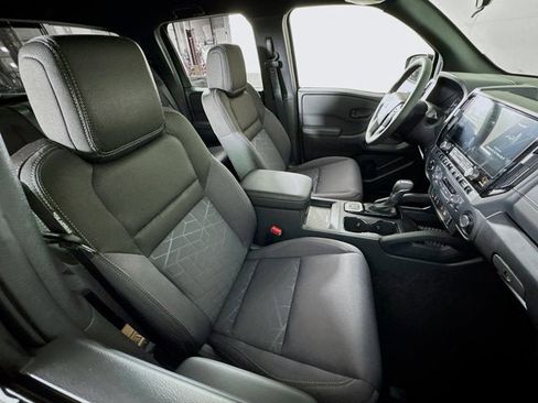 New 2026 Nissan Frontier SV w/ SV Convenience Package AWD/4WD image 24