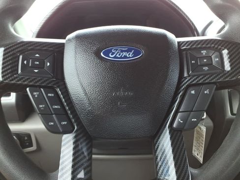 Used 2017 Ford F250 XLT AWD/4WD image 19