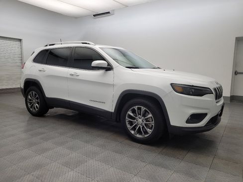 Used 2020 Jeep Cherokee Latitude Plus image 11