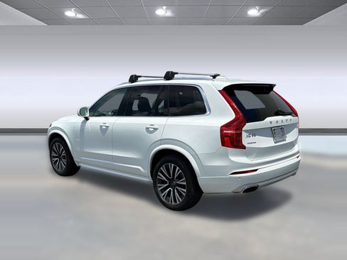 Used 2020 Volvo XC90 T6 Momentum AWD/4WD image 3
