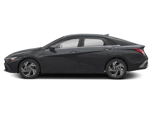 New 2026 Hyundai Elantra Limited FWD image 3