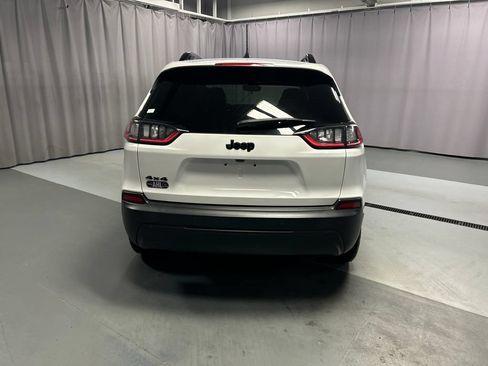 Used 2023 Jeep Cherokee Altitude Lux AWD/4WD image 6