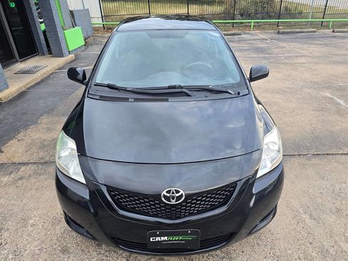 Used 2012 Toyota Yaris Sedan image 4