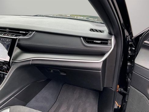 Certified 2023 Jeep Grand Cherokee Altitude image 21