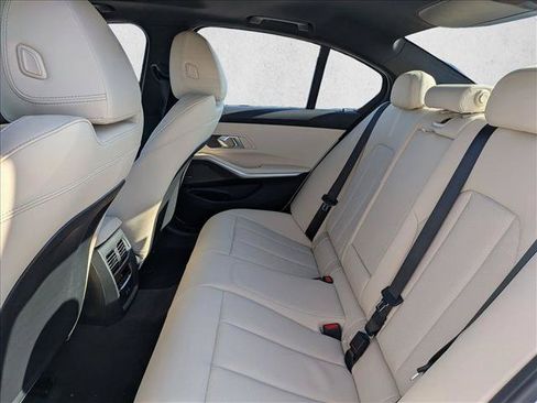 Used 2026 BMW 330i Sedan w/ Premium Package RWD image 16