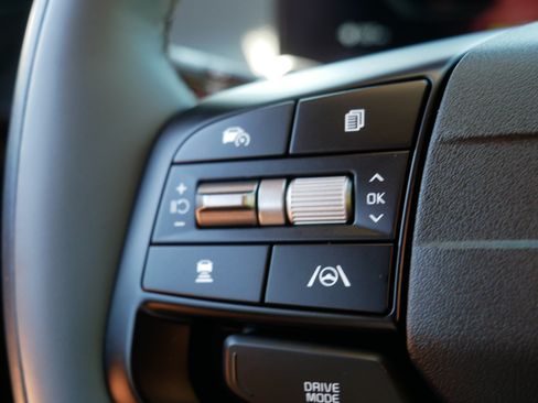 Certified 2025 Kia EV6 Wind AWD/4WD image 28