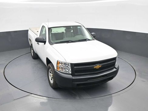 Used 2013 Chevrolet Silverado 1500 W/T RWD image 17