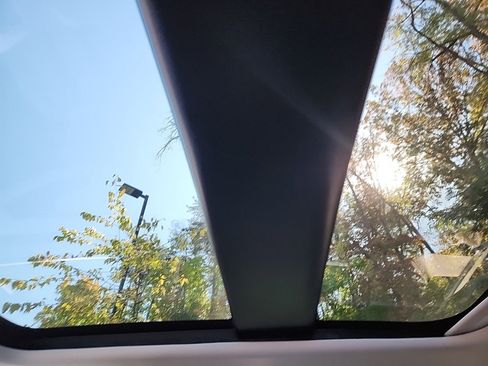 New 2025 Land Rover Range Rover Evoque Dynamic SE image 27