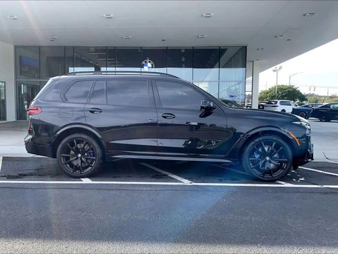 Certified 2024 BMW X7 M60i w/ Executive Package image 33