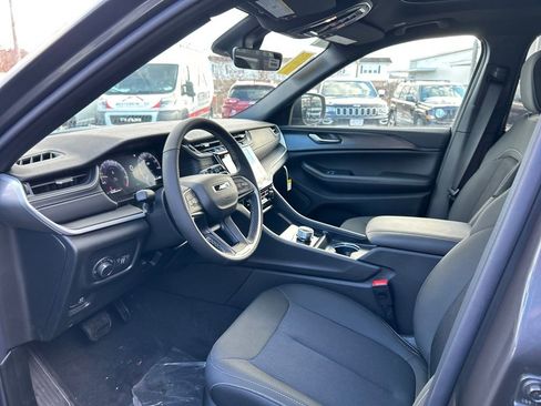 New 2025 Jeep Grand Cherokee L Laredo w/ Luxury Tech Group I AWD/4WD image 42