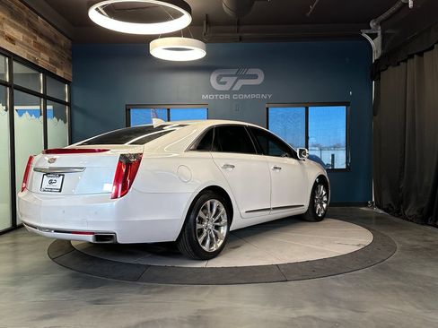 Used 2016 Cadillac XTS Premium AWD/4WD image 3