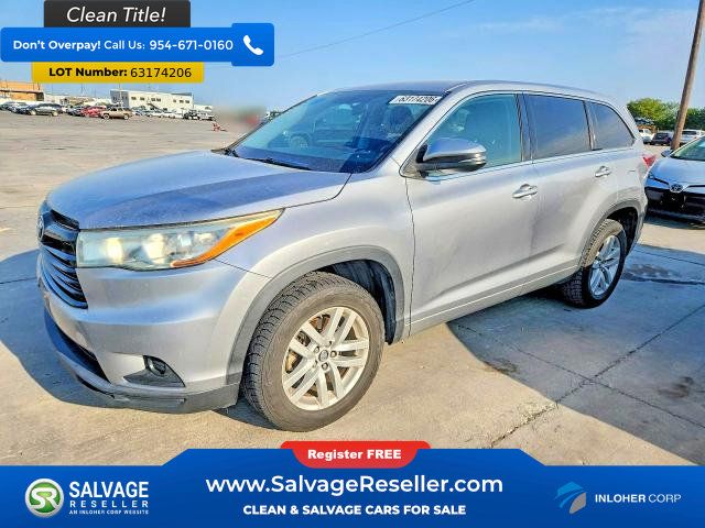 Used 2016 Toyota Highlander LE FWD image 1