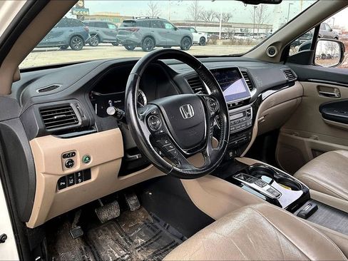 Used 2016 Honda Pilot Elite image 16
