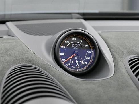 Certified 2025 Porsche 718 Boxster Spyder RS RWD image 19