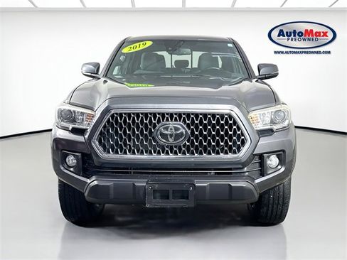 Used 2019 Toyota Tacoma TRD Off-Road image 6