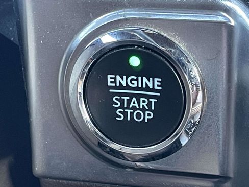 Used 2022 Ford F150 King Ranch w/ Equipment Group 601A High image 29