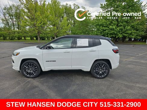 Used 2024 Jeep Compass Limited AWD/4WD image 1