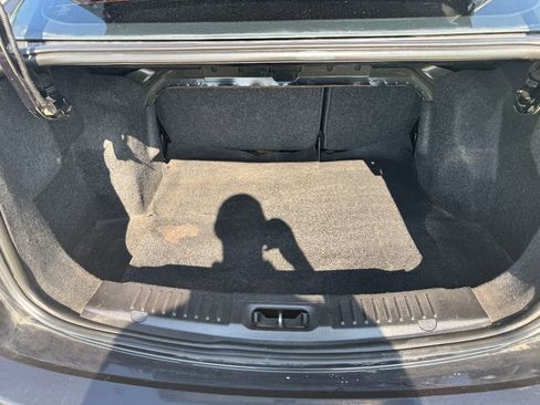 Used 2011 Ford Fiesta SE w/ 203A Rapid Spec Order Code image 19