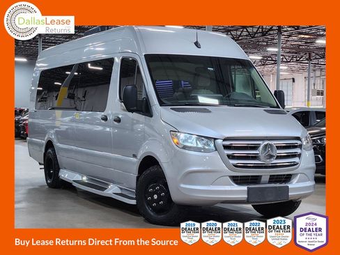 Used 2021 Mercedes-Benz Sprinter 3500 image 1