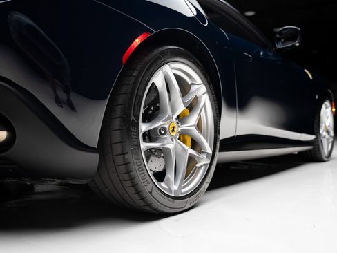 Used 2023 Ferrari Roma RWD image 79
