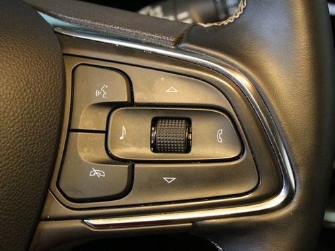 Used 2025 Buick Encore GX Preferred image 21