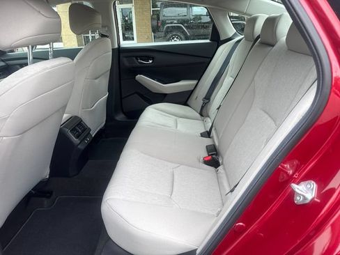 Certified 2025 Honda Accord LX image 19